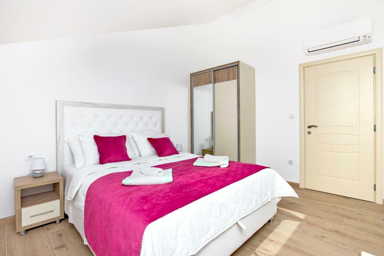 Apartments Mezini 11 Kotor Kültér fotó