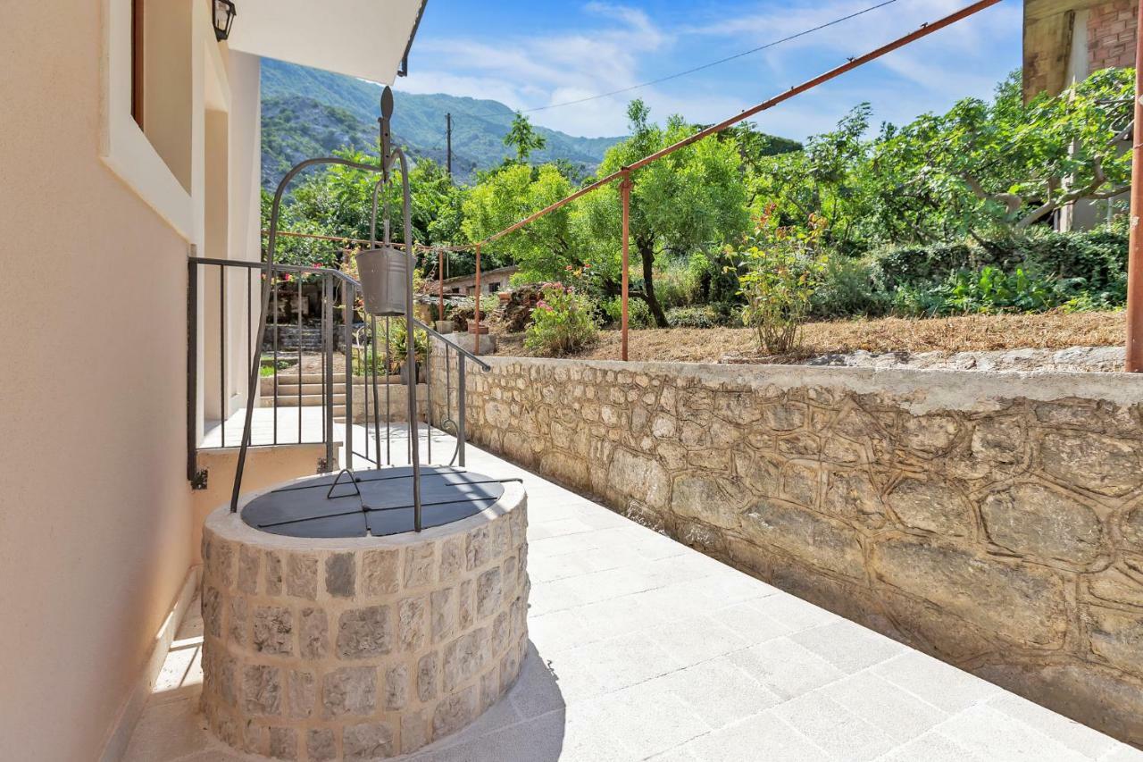 Apartments Mezini 11 Kotor Kültér fotó