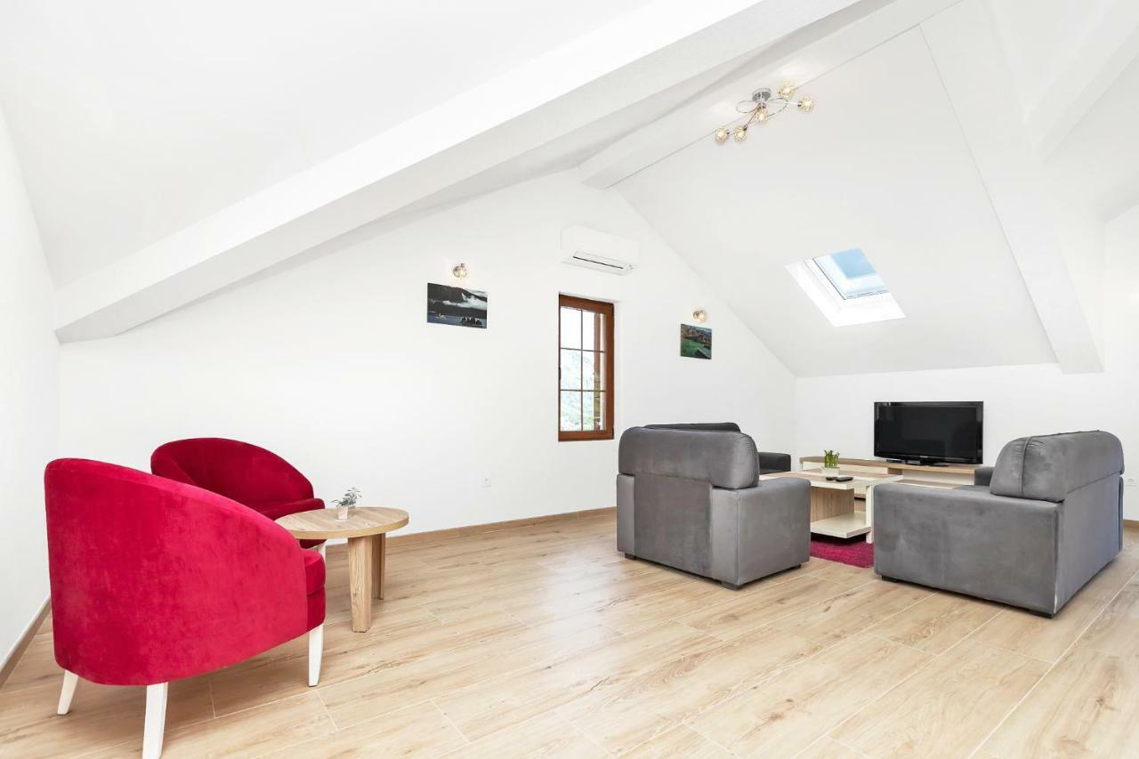 Apartments Mezini 11 Kotor Kültér fotó