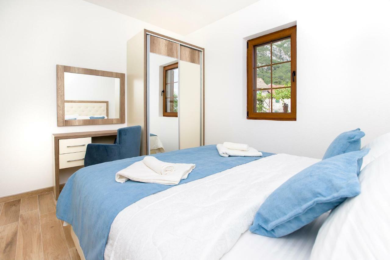 Apartments Mezini 11 Kotor Kültér fotó
