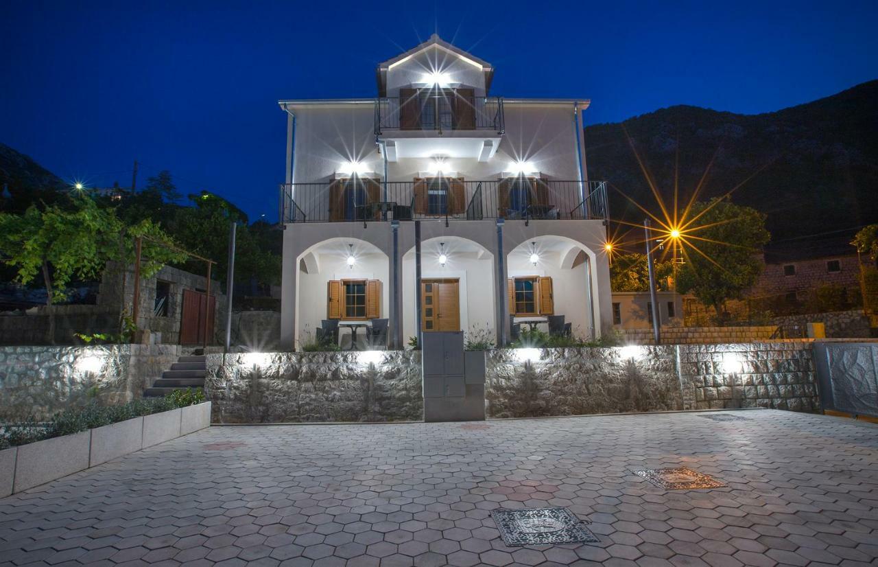 Apartments Mezini 11 Kotor Kültér fotó